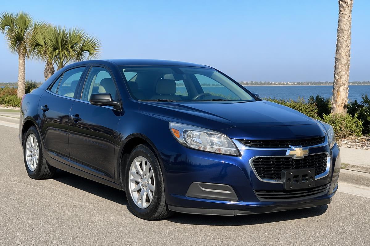 Dark Blue / Navy 2015 Chevy Malibu LS
